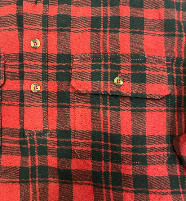 Two-pocket chequered long-sleeve shirt